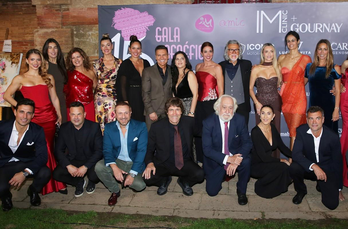 La XV Gala Benèfica de la Fundació Dr. Ivan Mañero i l'ONG AMIC torna a omplir Ca Magí de solidaritat i esperança