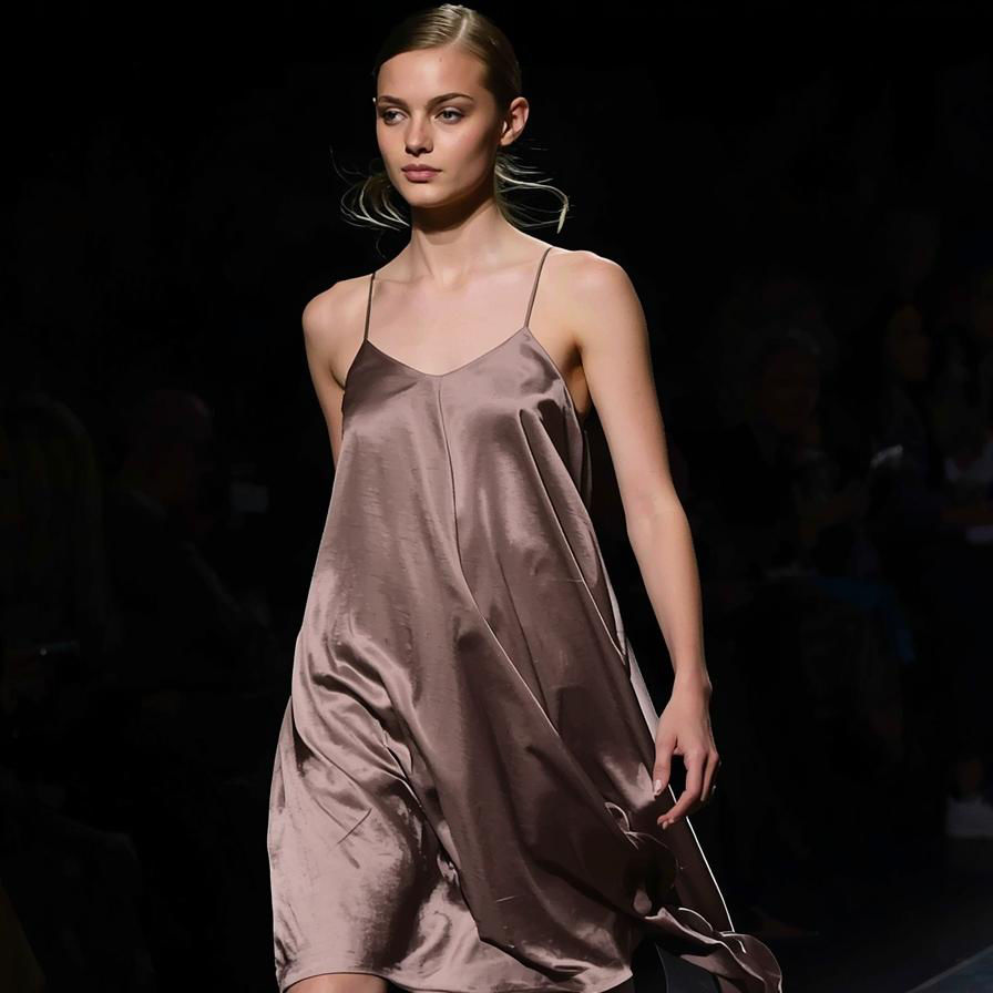 Vestit estil llenceria